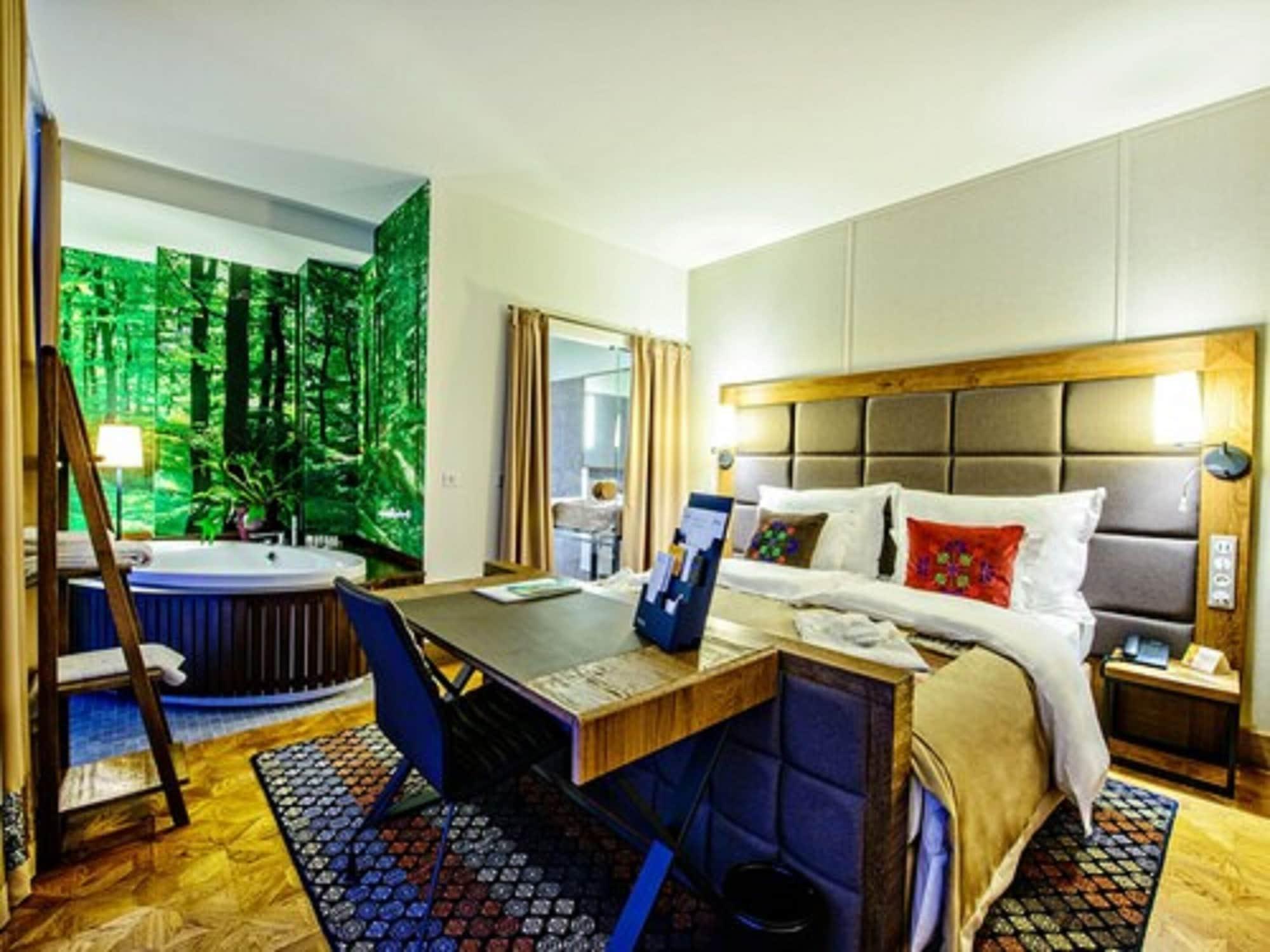 Hotel Bristol Tradition And Luxury Rzeszów Exterior foto Deluxe Room