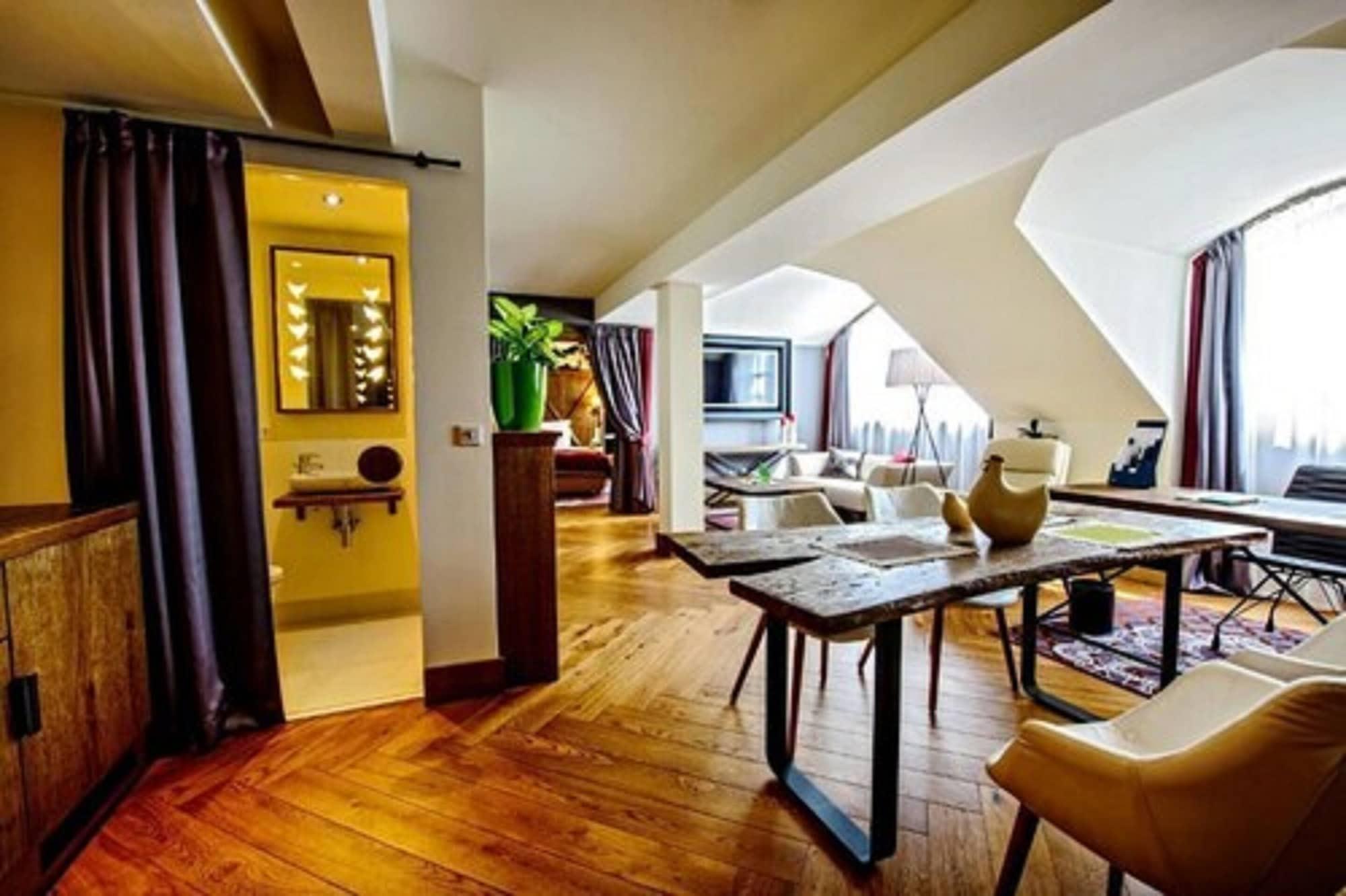 Hotel Bristol Tradition And Luxury Rzeszów Exterior foto Suite