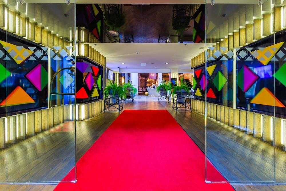 Hotel Bristol Tradition And Luxury Rzeszów Exterior foto The lobby of the hotel